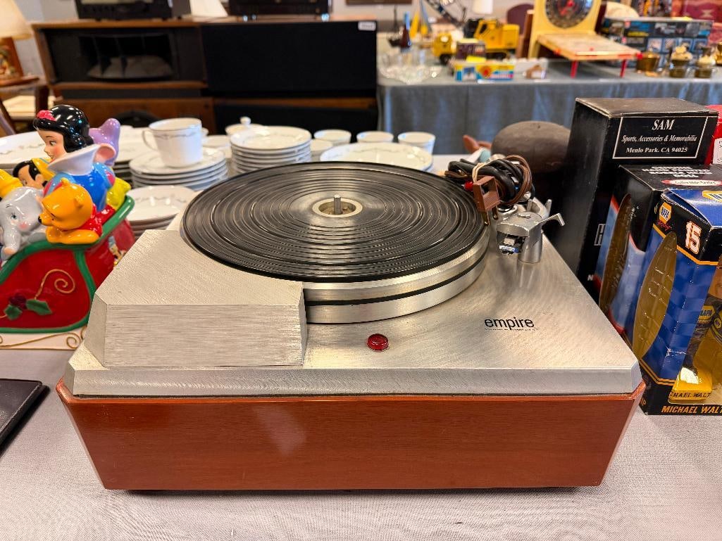 1960'S EMPIRE 208 TURNTABLE - 2