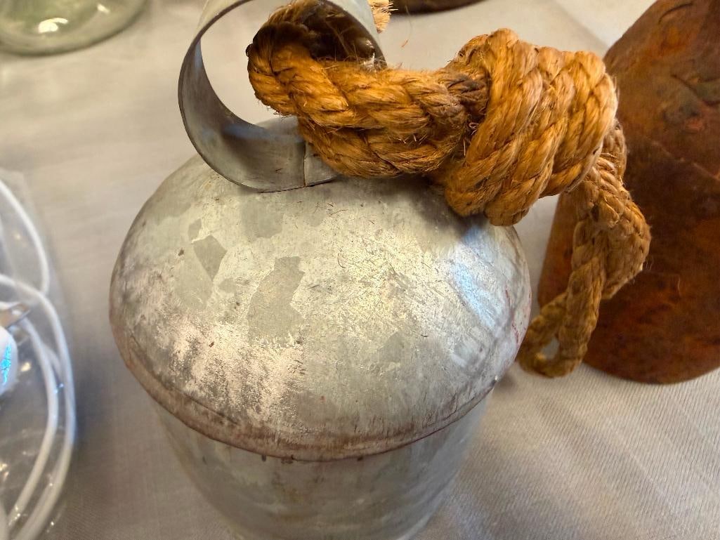 VINTAGE AND ANTIQUE LIVESTOCK / CATTLE / COW BELLS - 10
