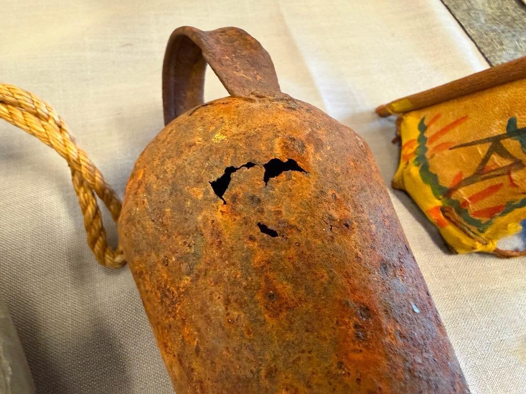 VINTAGE AND ANTIQUE LIVESTOCK / CATTLE / COW BELLS - 16