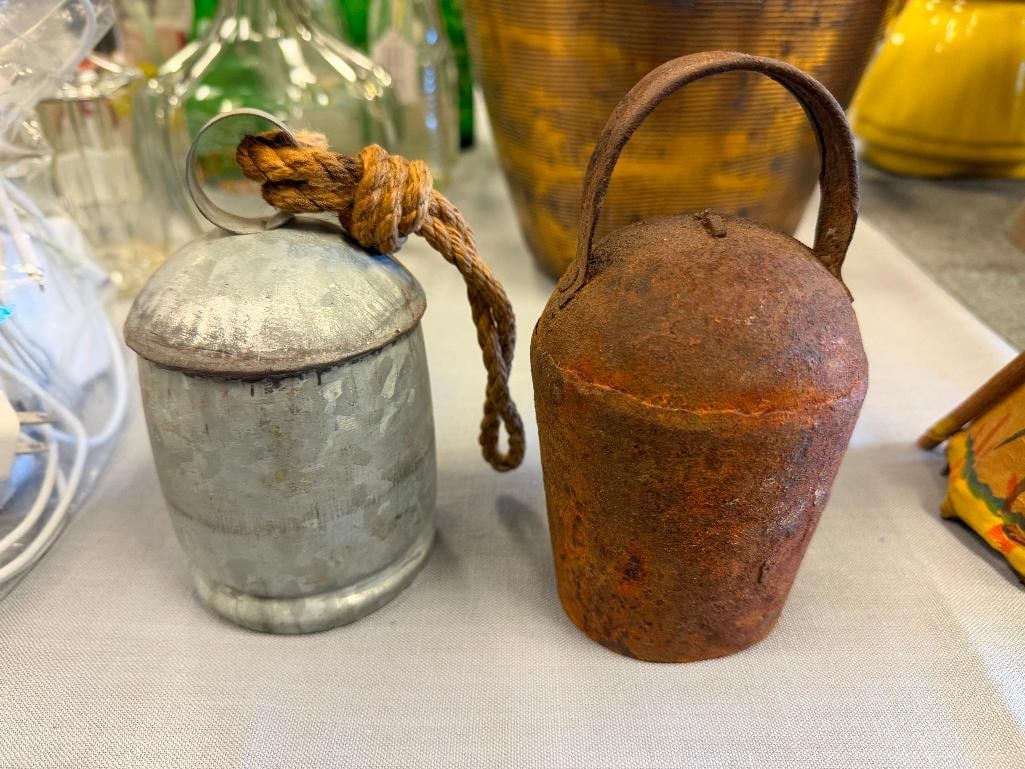 VINTAGE AND ANTIQUE LIVESTOCK / CATTLE / COW BELLS - 2