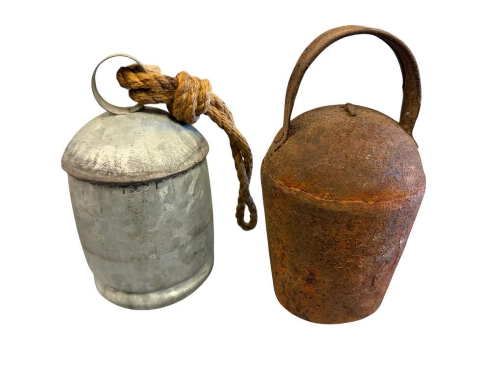 VINTAGE AND ANTIQUE LIVESTOCK / CATTLE / COW BELLS - 4