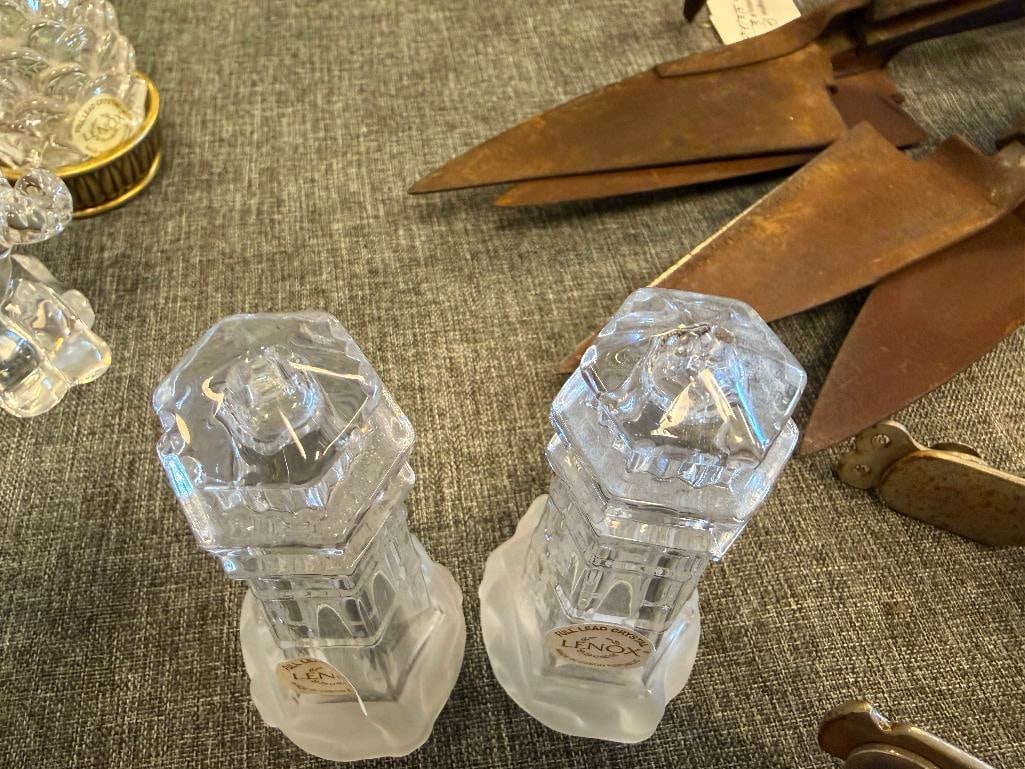 SIX SETS OF CERAMIC AND LENOX CRYSTAL SALT AND PEPPER SHAKERS INCLUDING DISNEY SHAKERS - 20
