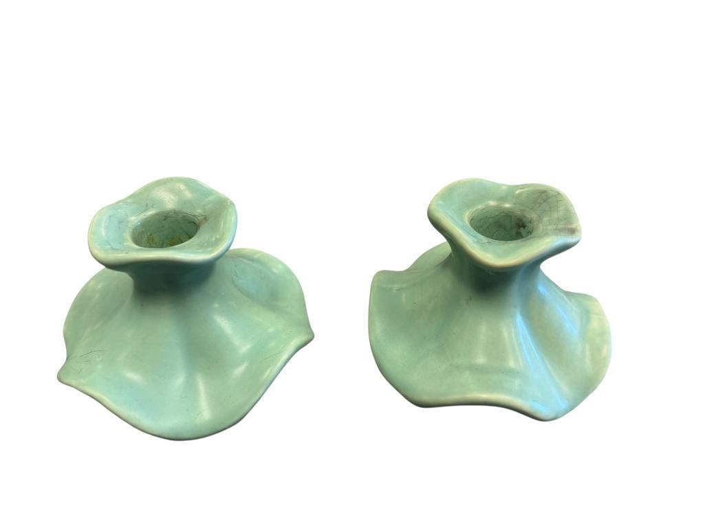 VINTAGE WELLER POTTERY EARLY 20TH CENTURY GREEN GLAZE CANDLESTICKS - 4
