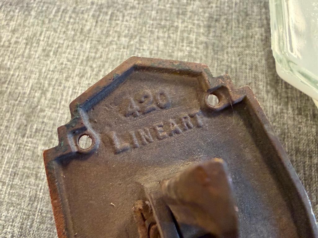 RUSSWIN RUSSELL & ERWIN ART DECO PERIOD 1930'S CAST BRONZE LINEAR DOOR HANDLE NO. 420 - 10