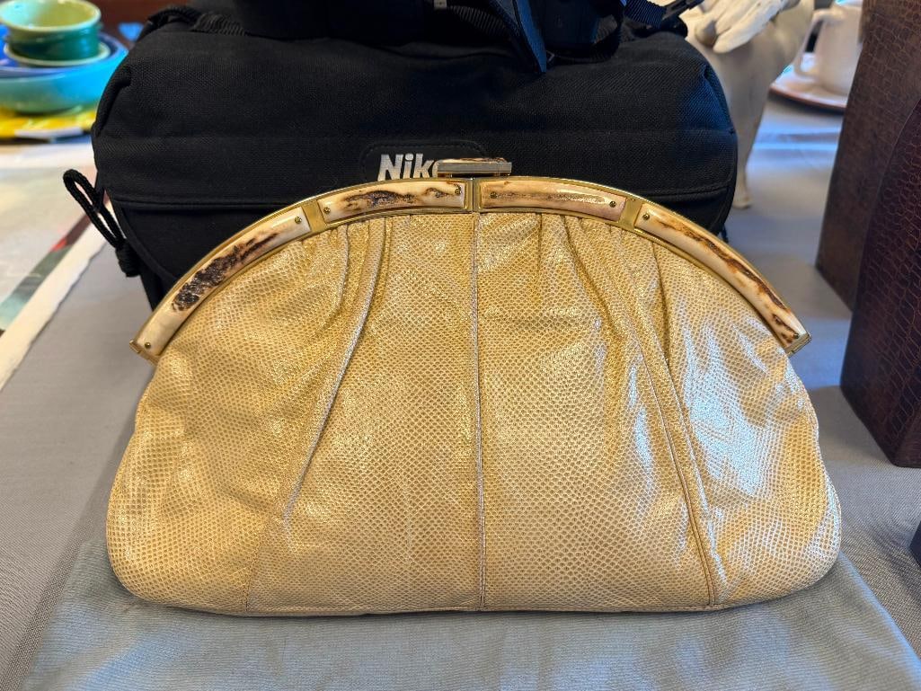 VINTAGE 1980'S JUDITH LEIBER SNAKESKIN CLUTCH AND VINTAGE FINE BEADED CLUTCH - 13