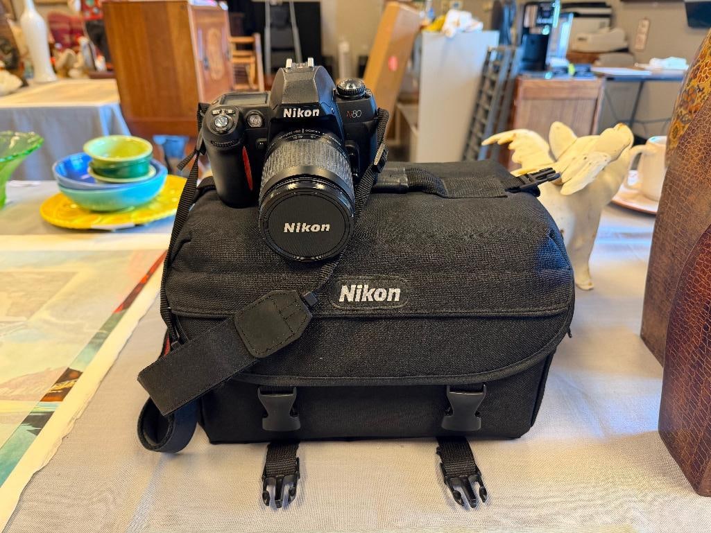 NIKON N80 SLRR 35MM FILM CAMERA WITH 28-100MM LENS, STRAP AND NIKON CAMERA BAG - 2