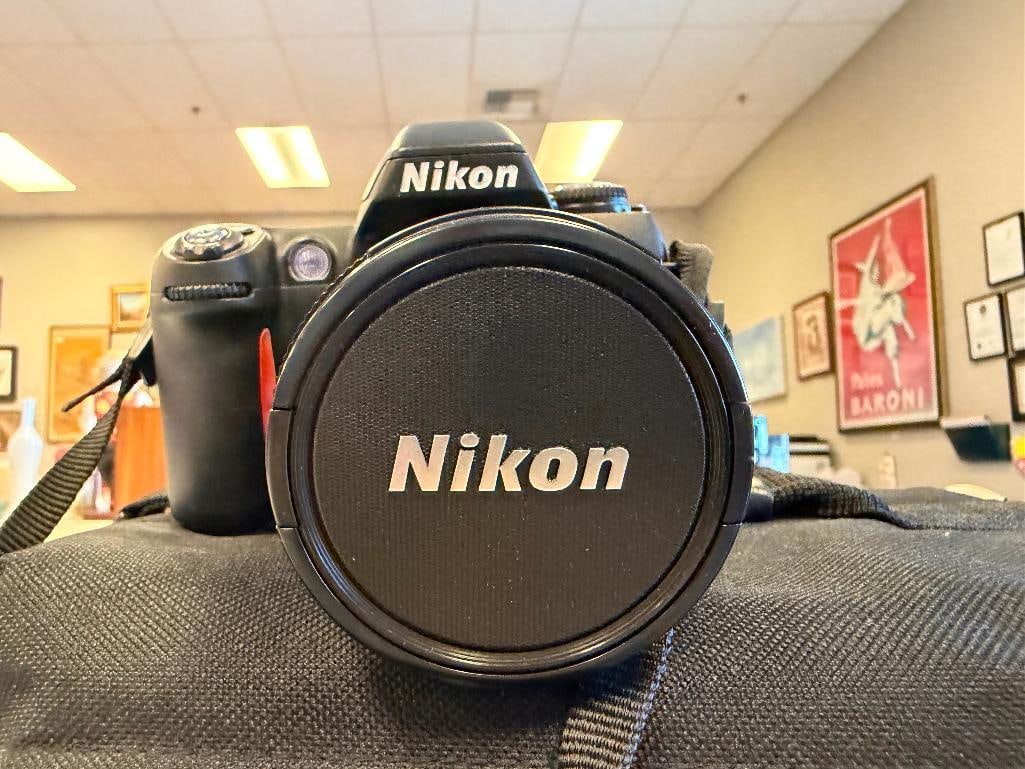 NIKON N80 SLRR 35MM FILM CAMERA WITH 28-100MM LENS, STRAP AND NIKON CAMERA BAG - 7