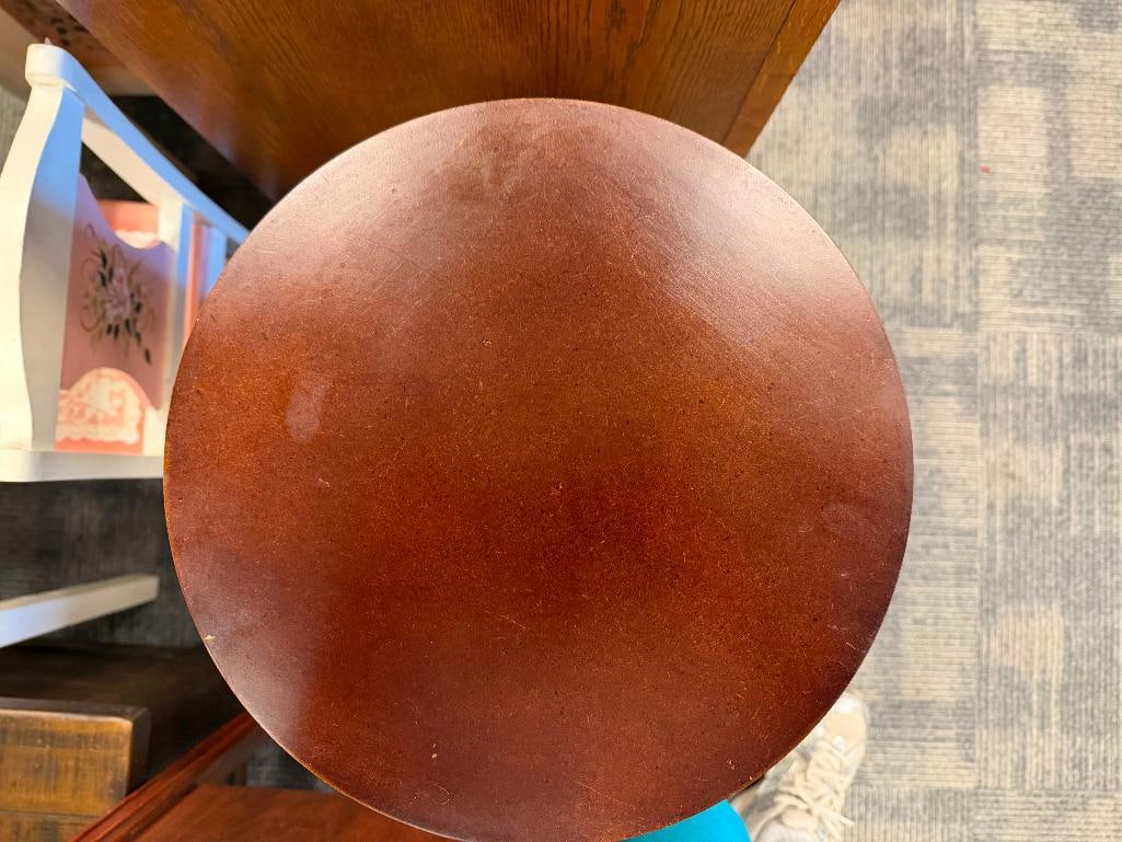 ELEGANT CHERRY STAINED COLUMN PEDESTAL - 5