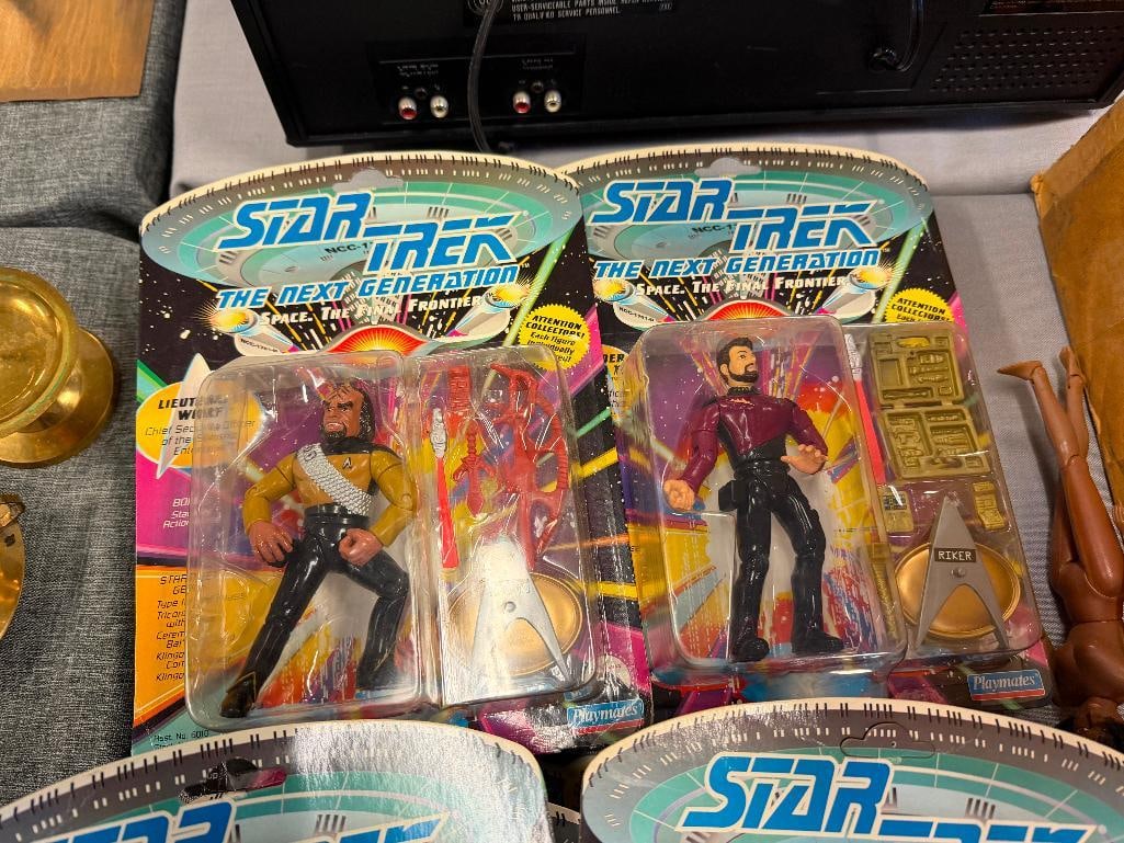 13 1992 STAR TREK THE NEXT GENERATION PARAMOUNT PLAYMATES ACTION FIGURES - 5