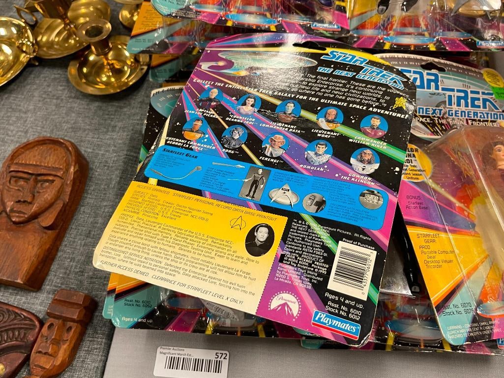 13 1992 STAR TREK THE NEXT GENERATION PARAMOUNT PLAYMATES ACTION FIGURES - 8