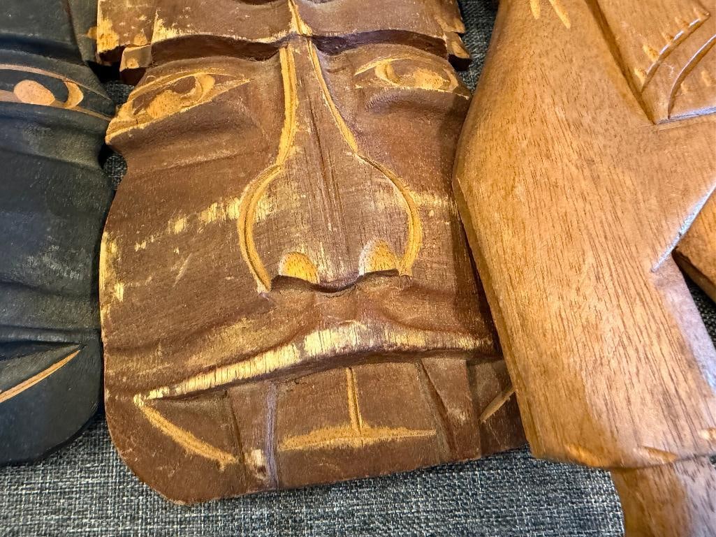 CAERVED WOOD MALAYSIAN STYLE MASKS AND DECOR - 14