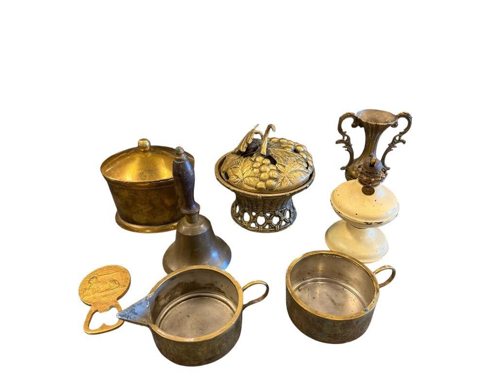 ASSORTED BRASS COLLECTIBLES INCLUDING LIDDED JAR, GRAPE MOTIF LIDDED DISH, BELL, AND MORE: LARGEST IS 5" H 