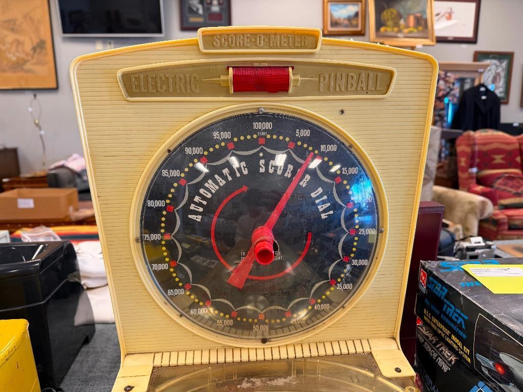 VINTAGE 1970'S MARX TOYS SCORE-O-MATIC ELECTRIC PINBALL VEGAS CASINO THEME TABLETOP MACHINE - 4