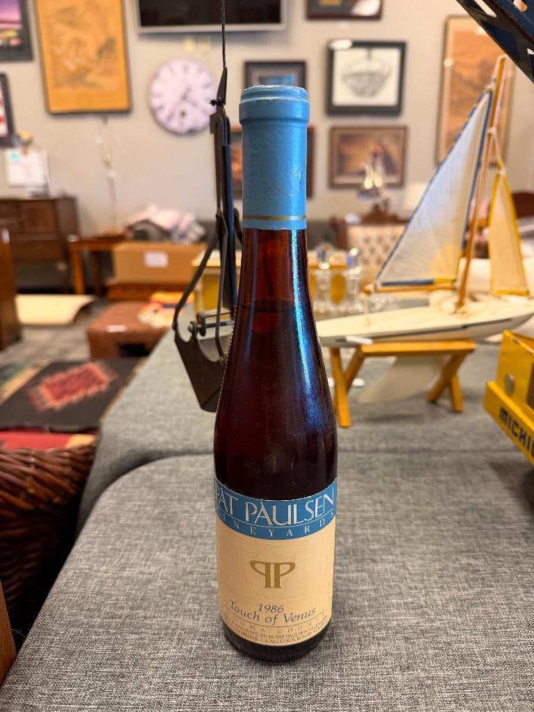 1986 PAT PAULSEN VINEYARDS TOUCH OF VENUS WHITE TABLE WINE - 3