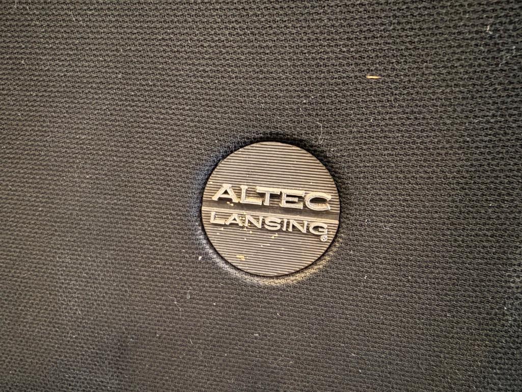 PAIR OF VINTAGE 1976 ALTEC LANSING MODEL 19 SPEAKER SYSTEMS FEATURING OILED WALNUT CABINETS - 2