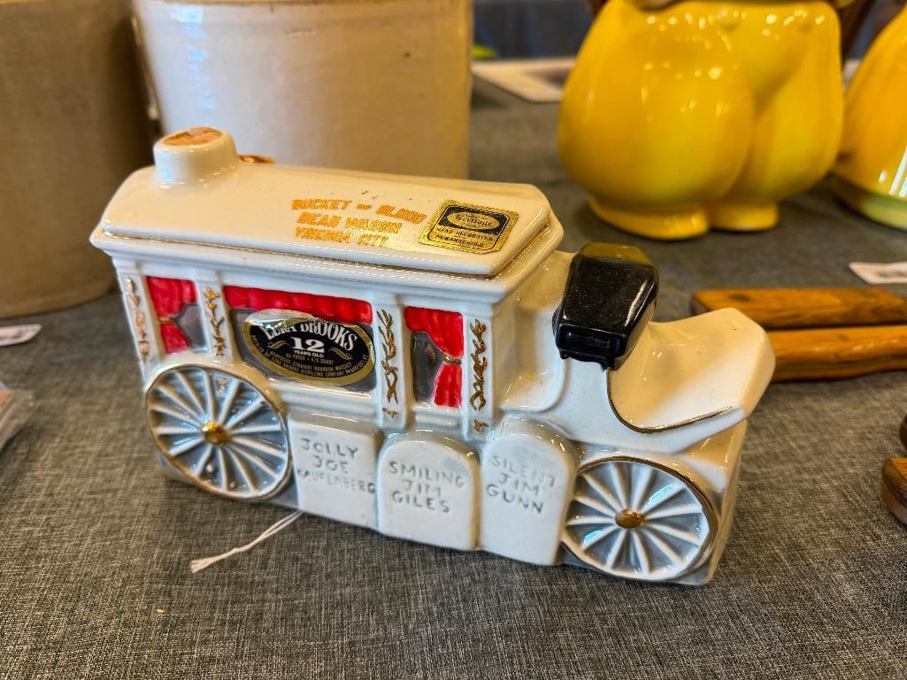 1970 HERITAGE CHINA EZRA BROOKS BUCKET OF BLOOD VIRGINIA CITY, DEAD WAGON DECANTER - 3