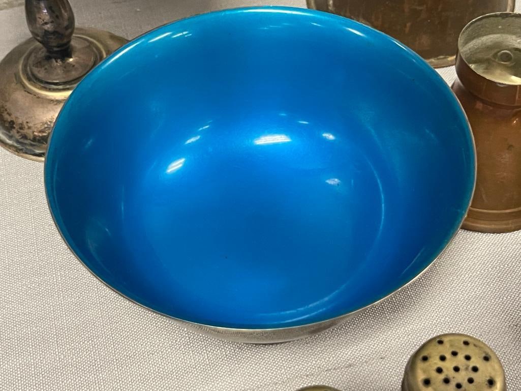 VINTAGE AND ANTIQUE SILVERPLATE AND COPPER TABLEWARE - 3