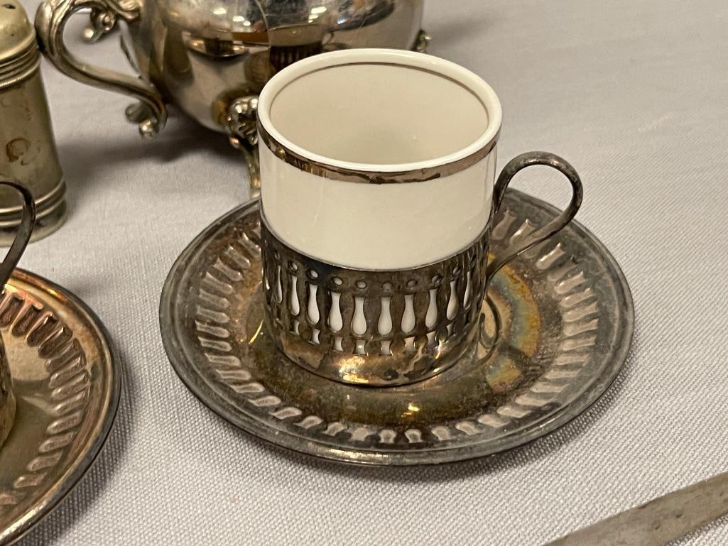 VINTAGE AND ANTIQUE SILVERPLATE AND COPPER TABLEWARE - 7