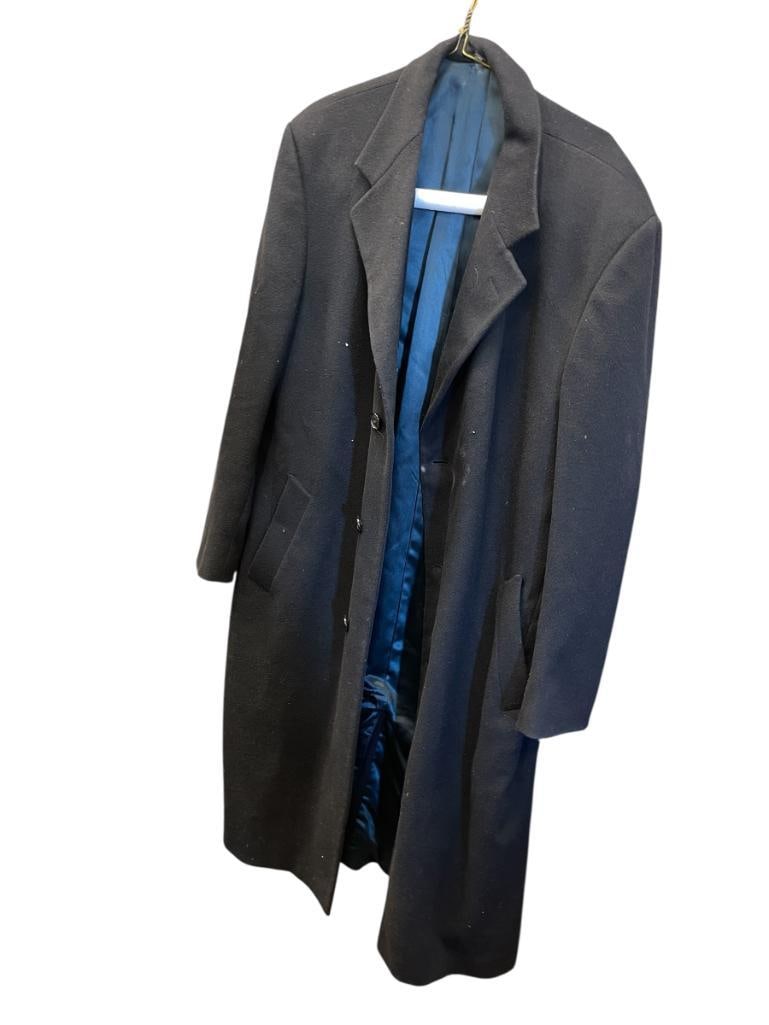 MENS JACOB SIEGEL FOR NORDSTROM INDIGO WOOL COAT WITH SATIN LINING SIZE 42L: 48" L, 25 1/2" SLEEVE L, 19" SHOULDER TO SHOULDER 