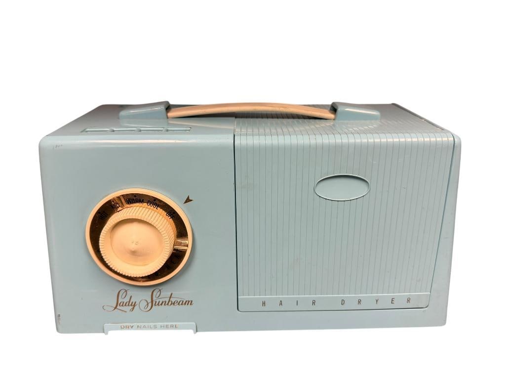 VINTAGE LADY SUNBEAM HAIR DRYER MODEL DHD-1 WITH NAIL DRYER AS WELL: INCLUDES HOSE AND CABLE, TESTED + 11" X 5 1/2" X 6"