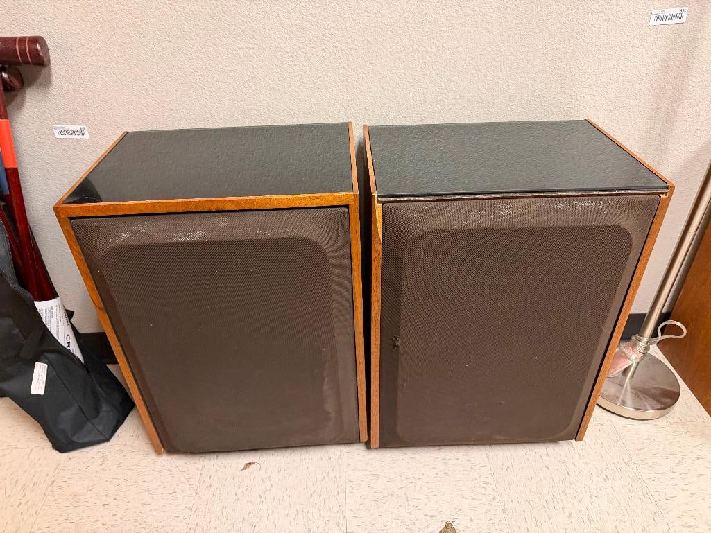 PAIR OF VINTAGE JBL MODEL L65 " JUBAL " HIGH END FLOOR SPEAKERS - 3