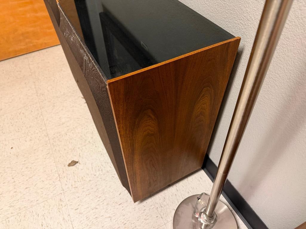 PAIR OF VINTAGE JBL MODEL L65 " JUBAL " HIGH END FLOOR SPEAKERS - 6