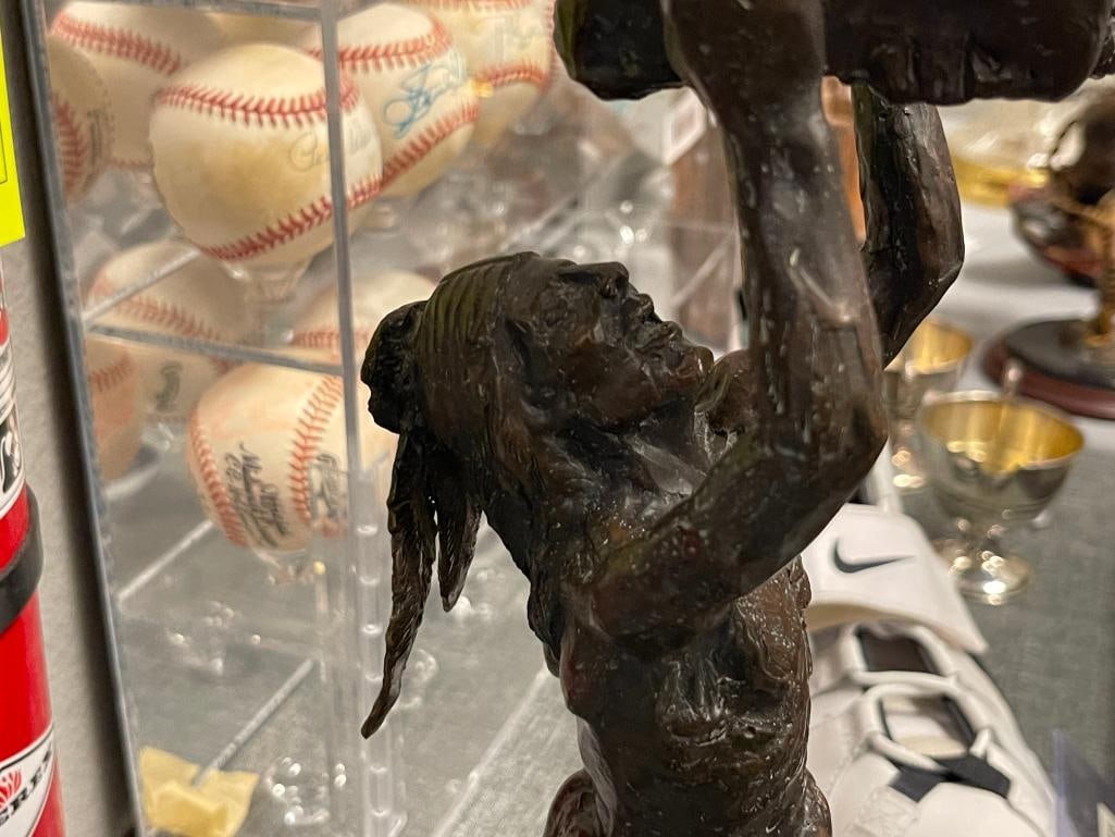 FREDERIC REMINGTON RENOWN WESTERN AMERICAN ARTIST RESTRIKE BRONZE SCULPTURE CALLING THE BUFFALO - 3