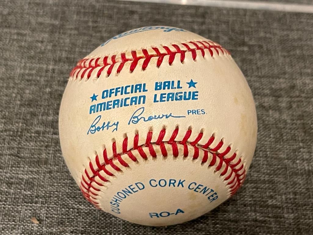 ROBIN YOUNT HOF FROMER BASEBALL PLAYER AUTOGRAPHED BASEBALL - 3