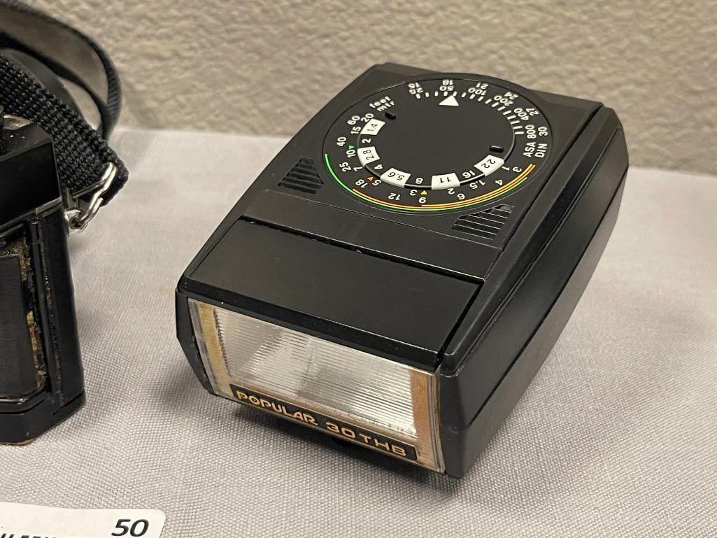 VINTAGE VIVITAR AUTOFLEX TC FILM CAMERA WITH VIVITAR 283 FLASH AND POPULAR 30THB FLASH - 8