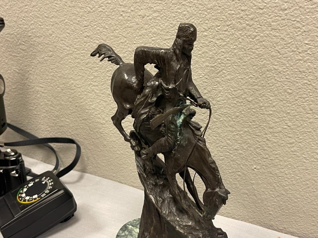 FREDERIC REMINGTON RENOWN WESTERN AMERICAN ARTIST RESTRIKE BRONZE MOUNTAIN MAN - 2