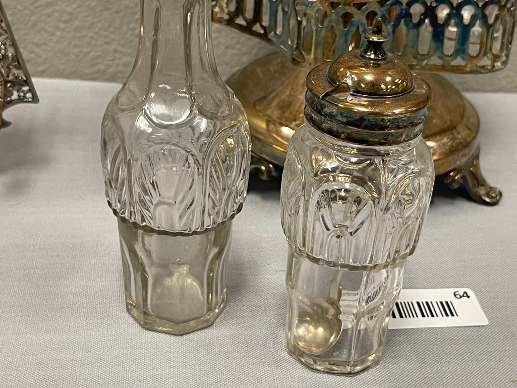 19TH CENTURY SILVERPALTE AND GLASS CRUET SET VICTORIAN ERA - 5