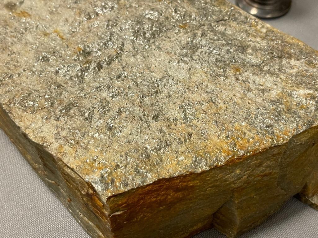 NATURAL METAMORPHIC GEOLOGICAL SPECIMEN / ROCK SLAB 9 LBS - 3