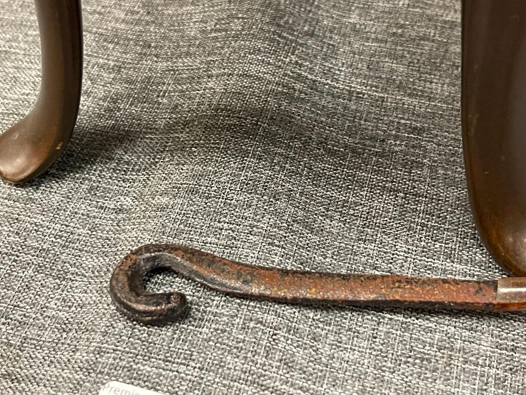 20TH CENTURY CHINESE BRONZE THREE-FOOTED CENSER / INCENSE BURNER MARKED ON THE BOTTOM - 8