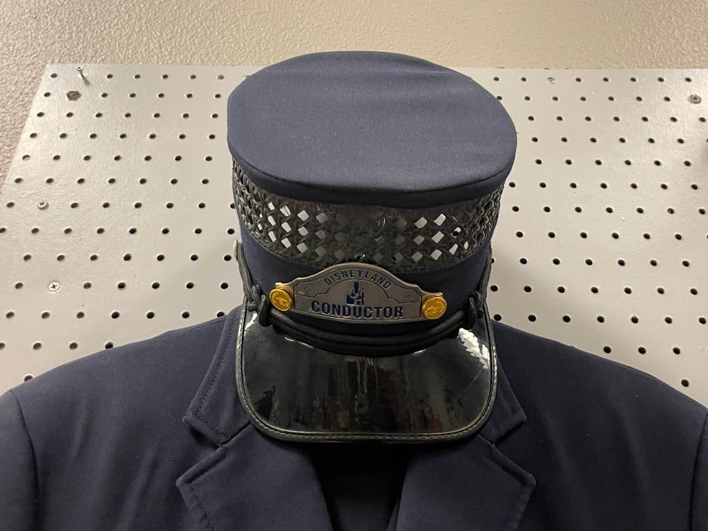 ORIGINAL 1970'S DISNEYLAND CONDUCTOR PROP COSTUME COMPLETE ANAHEIM, CA - 2