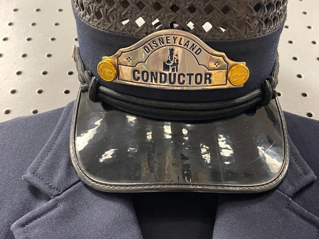 ORIGINAL 1970'S DISNEYLAND CONDUCTOR PROP COSTUME COMPLETE ANAHEIM, CA - 3
