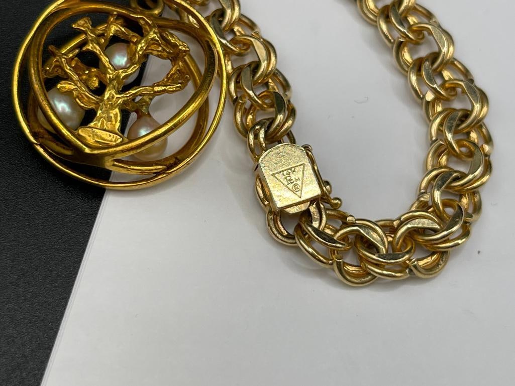 14K YELLOW GOLD LINK BRACELET FEATURING TREE OF LIFE CHARM WITH THREE PEARLS - 7