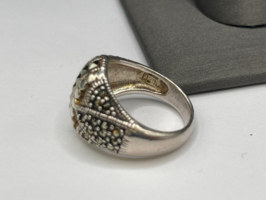 STERLING SILVER MARCASITE FASHION RING - 5