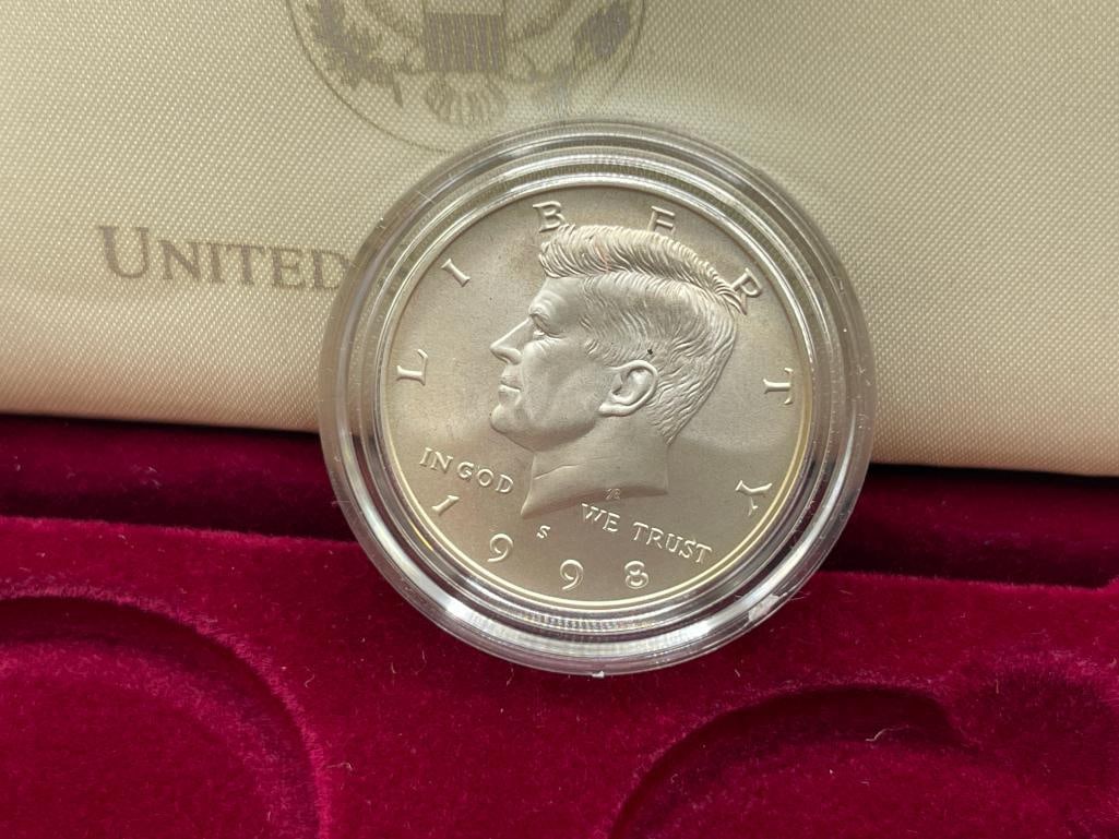 1998 U.S. MINT ROBERT F. KENNEDY MEMORIAL COMMEMORATIVE SILVER DOLLAR AND KENNEDY SILVER HALF DOL... - 5
