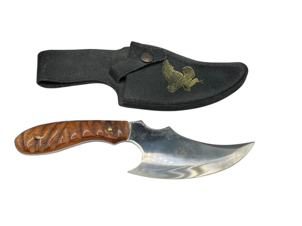 CHIPAWAY CUTLERY WOOD HANDLED FULL TANG FIXED BLADE KNIFE: FEATURING CURVED BLADE AND LEATHER SHEATH 5" BLADE, 9" TOTAL LENGTH