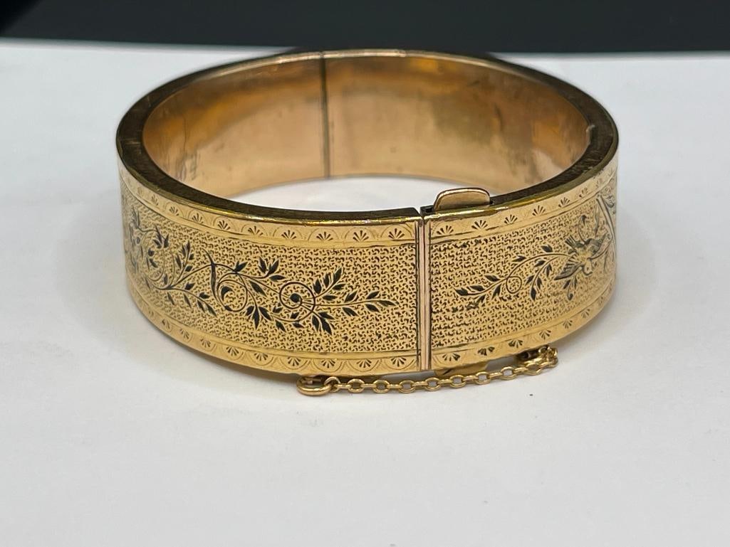 ANTIQUE GOLD FILLED ECTHED FLORAL MOTIF BANGLE BRACELET MARKED 1884 - 4