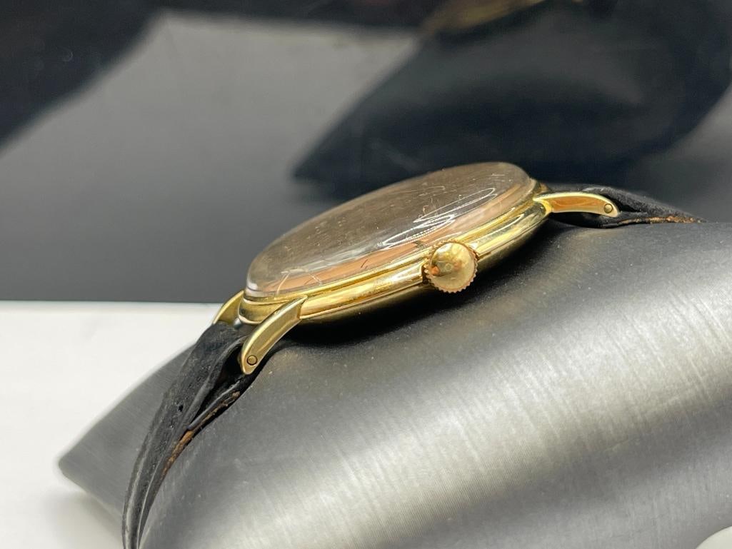 VINTAGE EARLY 1950'S ROLEX CHRONOMETER 17 JEWELS WRISTWATCH IN 14K YELLOW GOLD CASE - 5