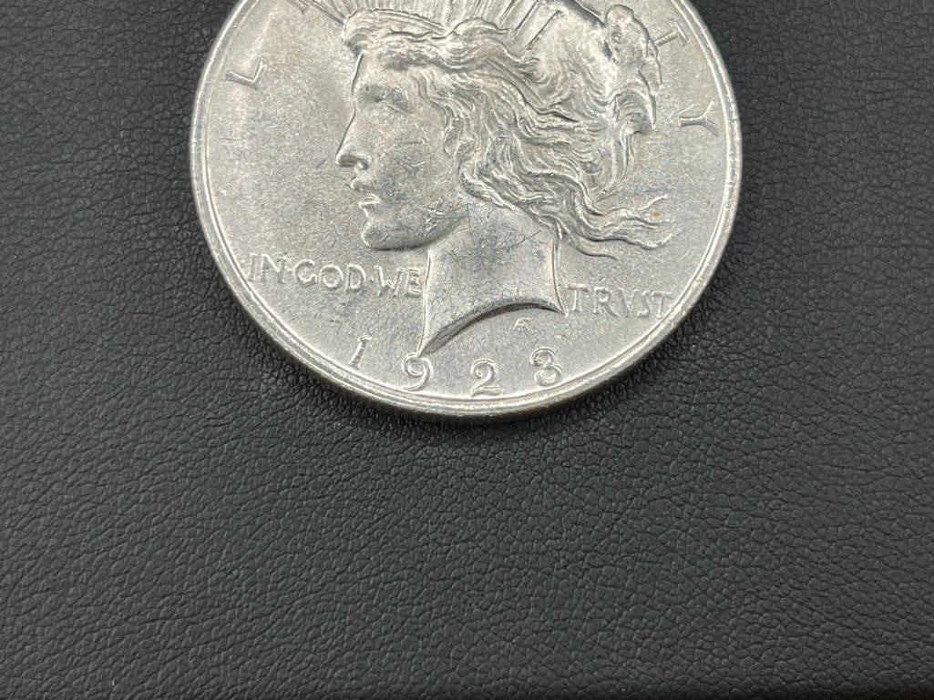 1923 U.S. PEACE SILVER DOLLAR - 3