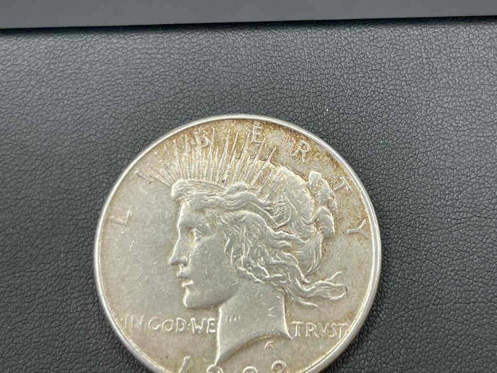 1922 U.S. PEACE SILVER DOLLAR - 2