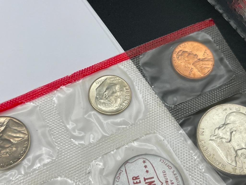 1959 U.S. MINT SET FEATURING P AND D MINT MARKS - 6