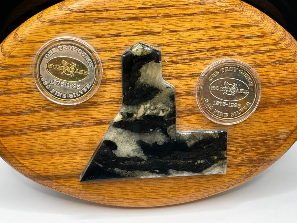 HOMESTAKE MINE HOMESTOAKE ORE .999 FINE SILVER COIN DISPLAY FEATURING TWO COINS ON WOOD PLAQUE - 2