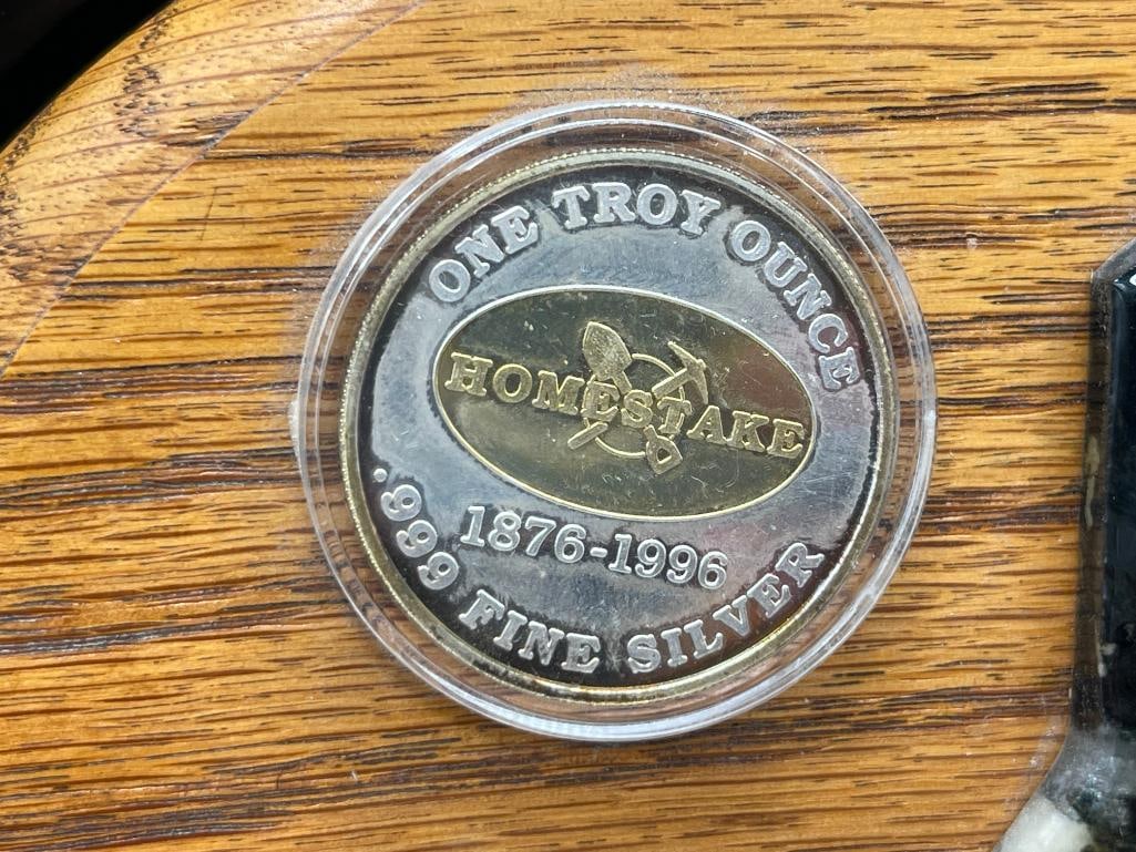 HOMESTAKE MINE HOMESTOAKE ORE .999 FINE SILVER COIN DISPLAY FEATURING TWO COINS ON WOOD PLAQUE - 3