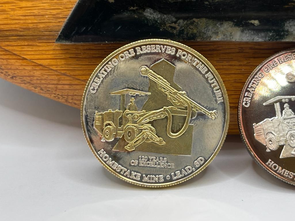 HOMESTAKE MINE HOMESTOAKE ORE .999 FINE SILVER COIN DISPLAY FEATURING TWO COINS ON WOOD PLAQUE - 6