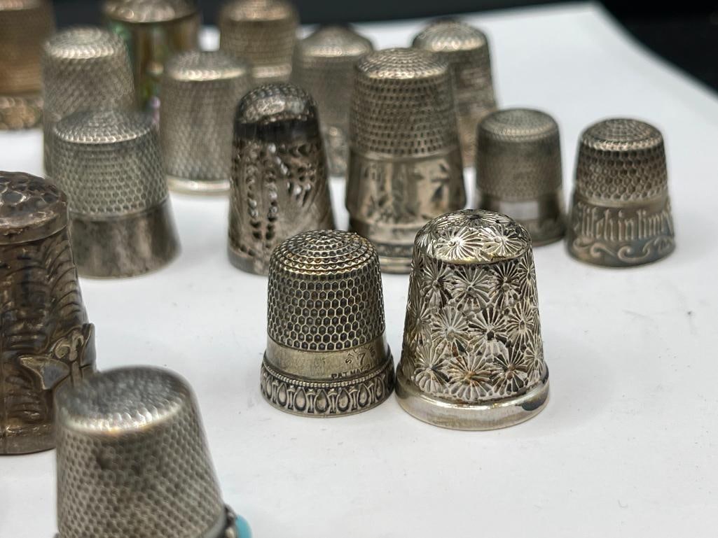 IMPRESSIVE STERLING SILVER THIMBLE COLLECTION FEATURING VARIOUS SIZED THIMBLES - 7