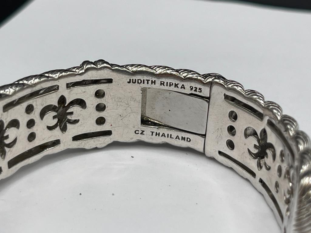 JUDITH RIPKA DESIGNER SIGNED STERLING SILVER HUNGED CUFF BRACELET EITH FLEUR DE LIS DESIGN INSIDE - 5