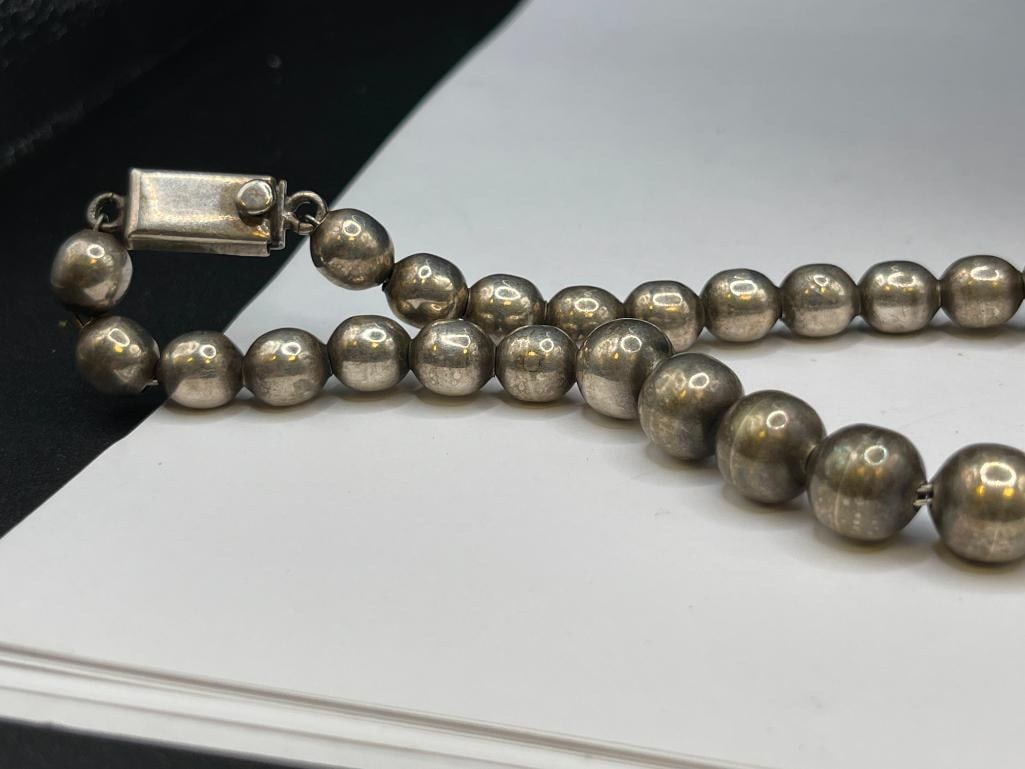 VINTAGE TAXCO MEXICO STERLING SILVER GRADUATED BEAD NECKLACE MARKED MEXICO ON CLASP - 4